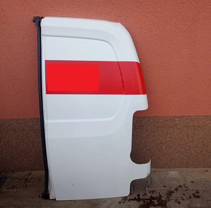 PARTNER BERLINGO 08-18 drzwi prawe tylne prawy tył skrzydełkowe