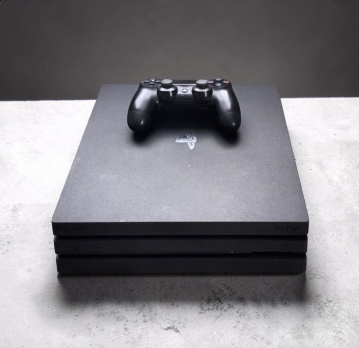 Продам Ps 4 Pro 1TB