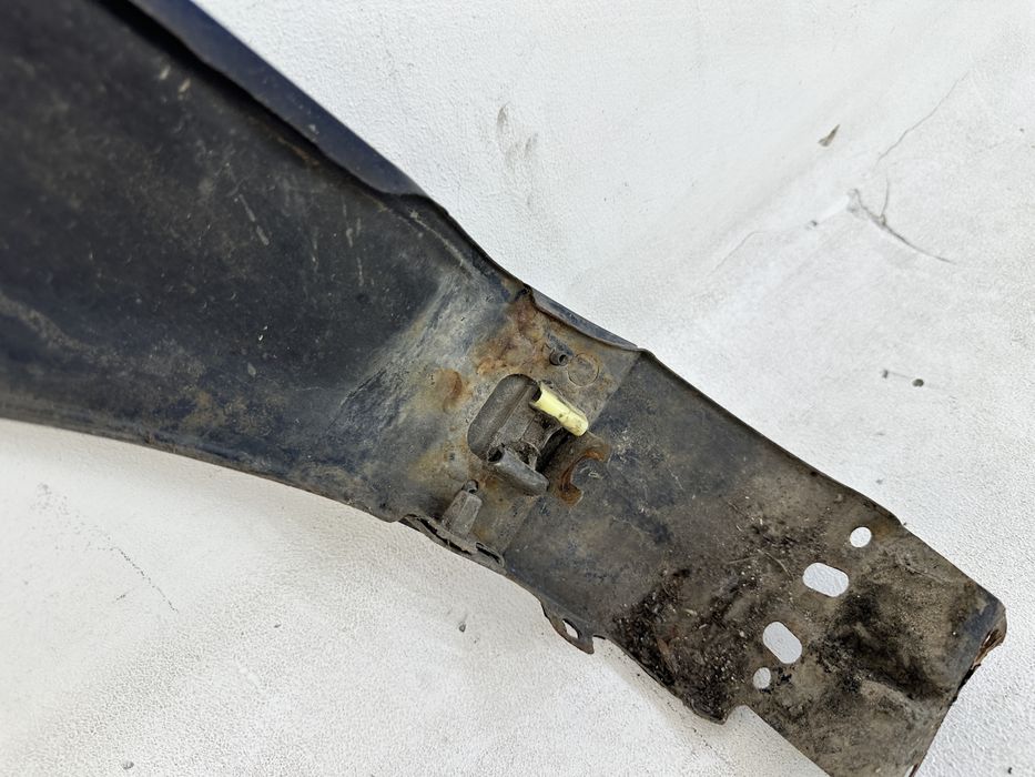 Audi A3 8P Lift błotnik prawy przedni przód LZ5A oryginalny lakier