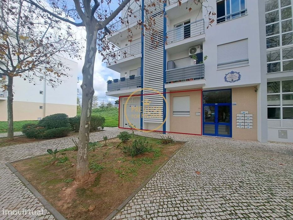 Apartamento T2 na Quinta de Betunes  R/C com GARAGEM e uma área de 148