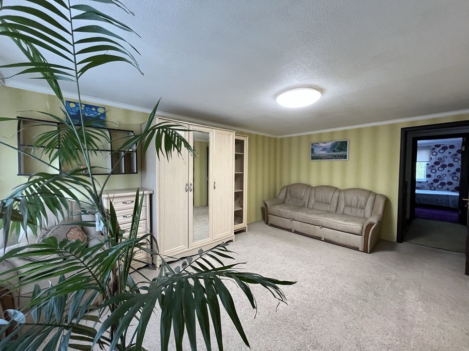 Будинок в лісовій Бучі з ремонтом