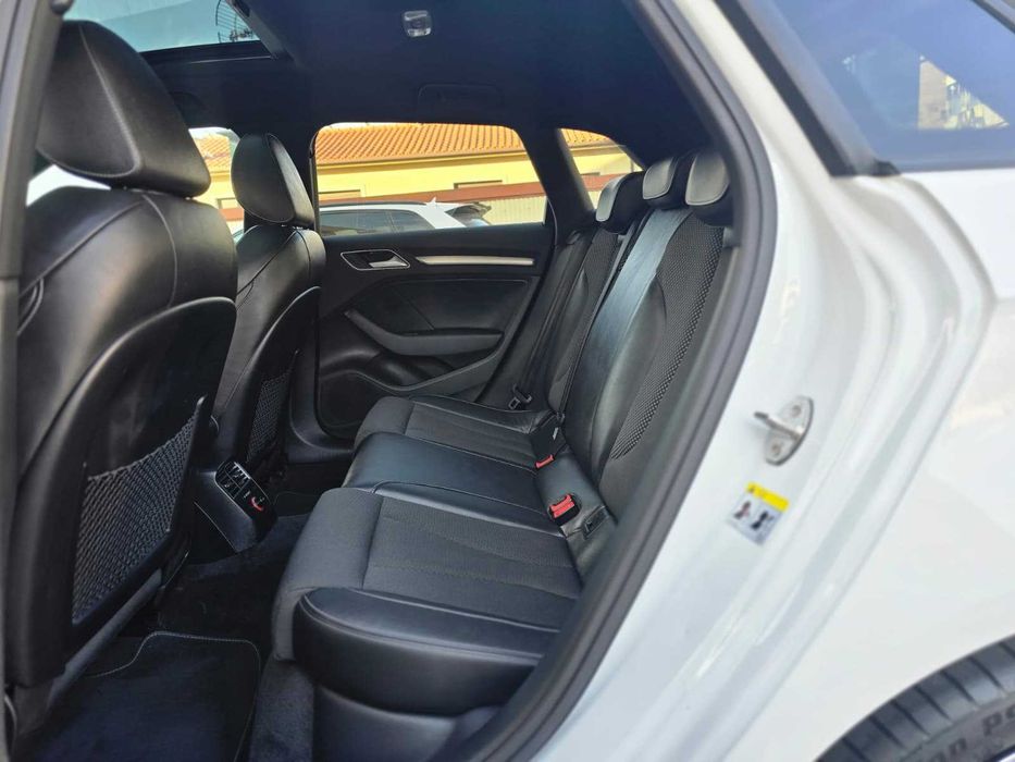 AUDI A3 SPORTACK 8V S LINE PLUS 2.0TDI 150CV S-TRONIC "LOOK RS3"