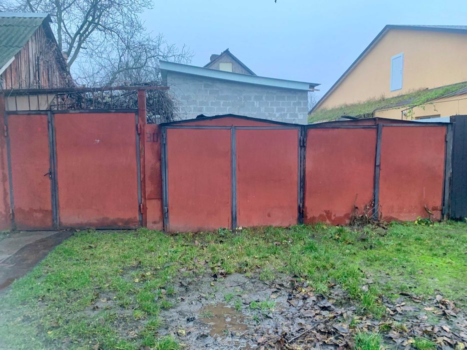 Продаж будинку Шкільний (ділянка 6,5 соток примикає до Валів)