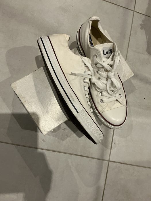 Converse nowe biale