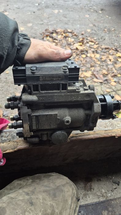 ТНВД топлевний палевний насос 0470504205 опель вектра сігма зафіра