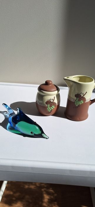 Молочник та цукерниця