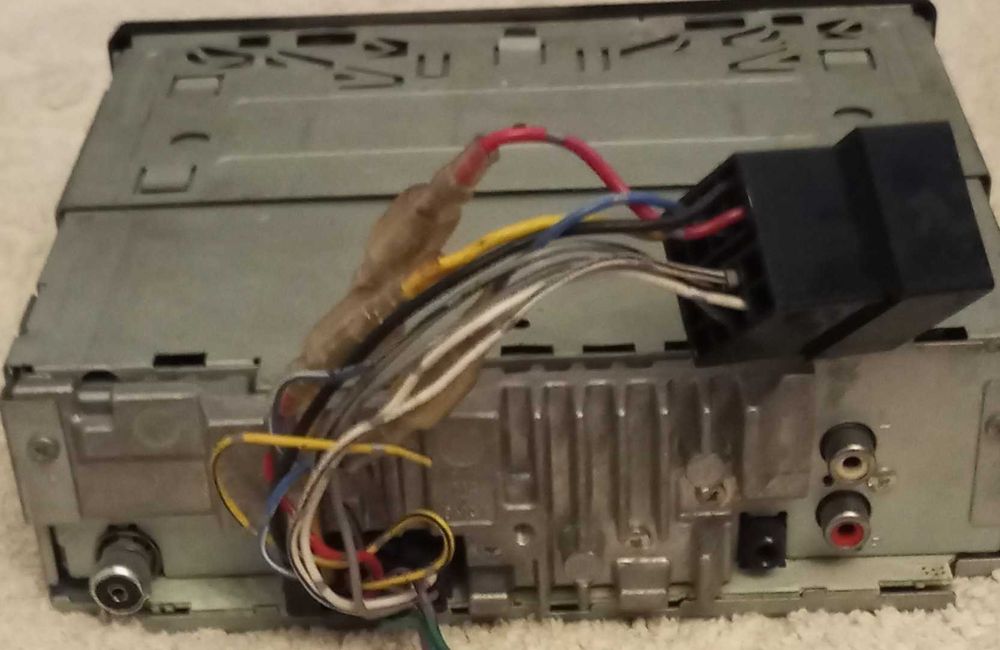 Radio samochodowe Pioneer + 4 głośniki Alpine