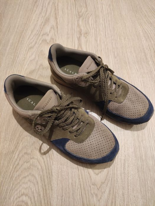 Vendo ténis SCALPERS 43