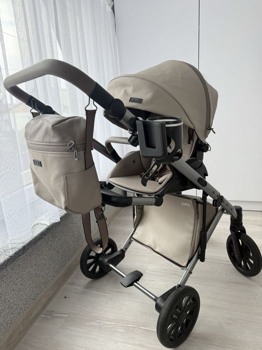 Коляска Anex E/Type 3 в 1 з автокріслом Anex × Avionaut Cosmo (група 0+).