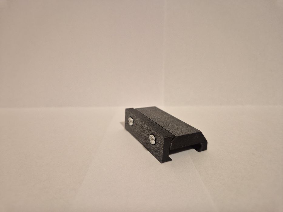 Moduł na szynę RIS