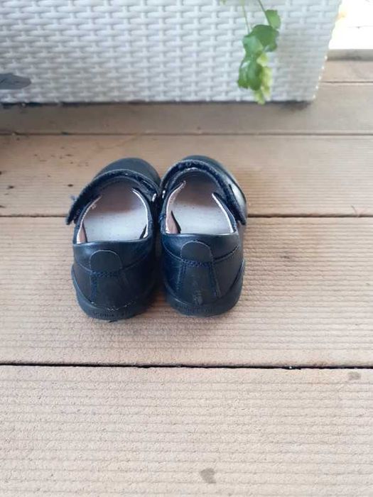 Sapatos colegiais biomecanics 25