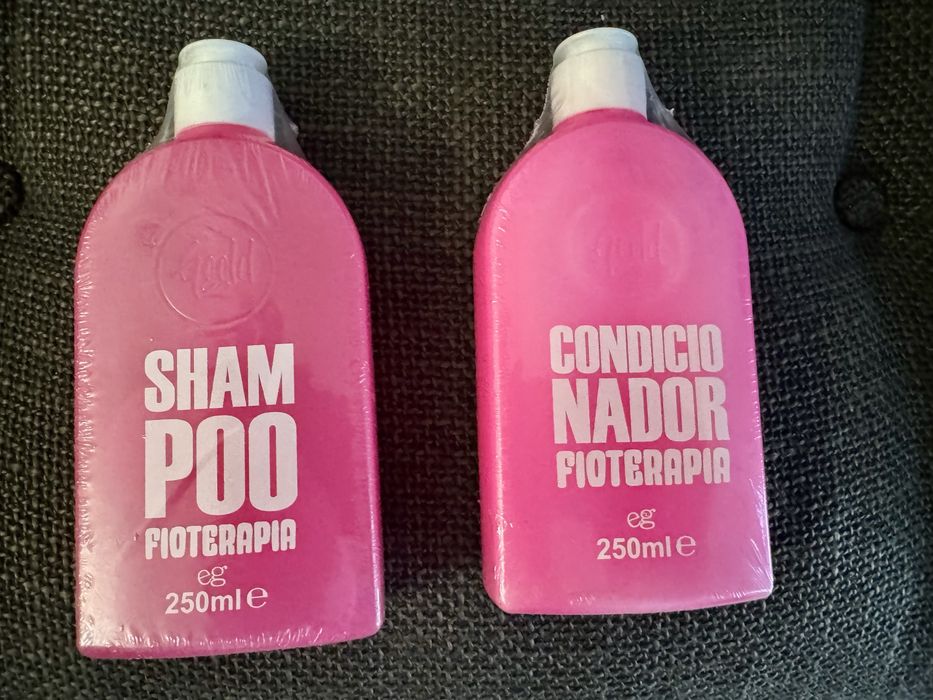 Conjunto Shampoo e Condicionador da Linha Fioterapia.