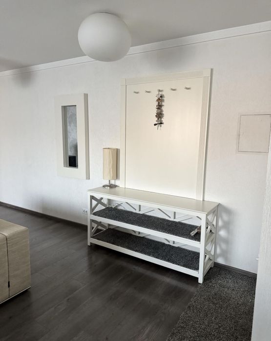 Продам 2-к квартиру с ремонтом на Ак.Вильямса/Королева (3-259-881)