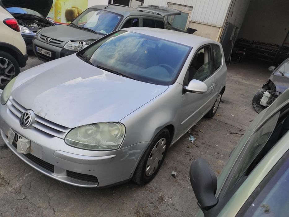 Painel Frontal Volkswagen Golf