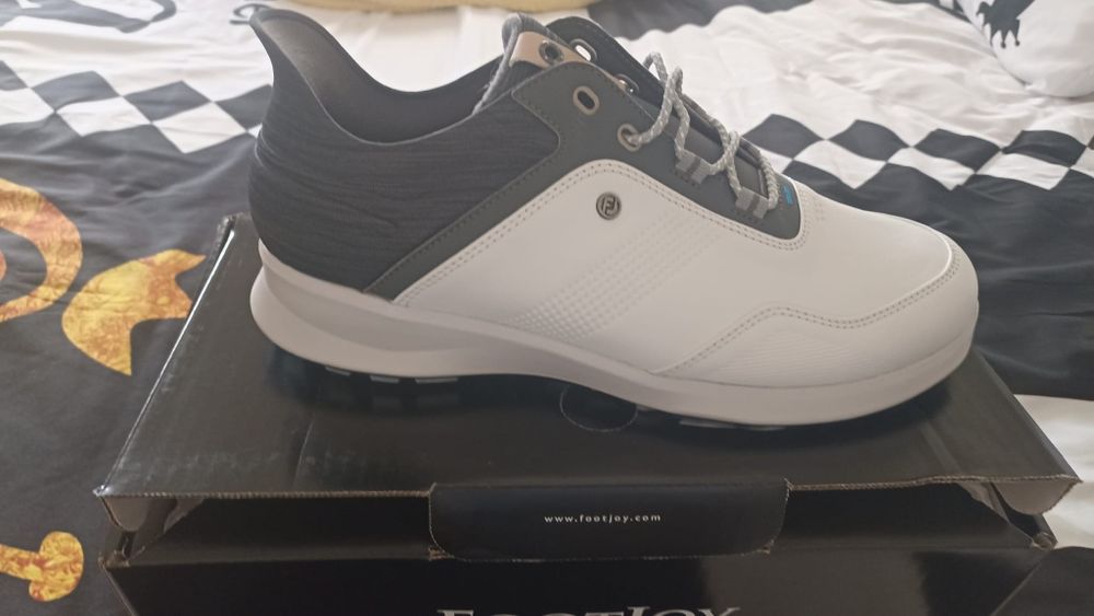 Sapato Tênis Profissional de Golf Marca FJ Tamanho 42,5