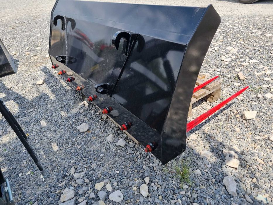 Widły do obornika gnoju dostawa transport kły zęby