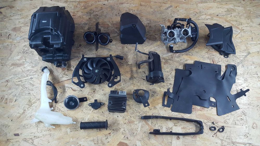 CBR500r 2019- Polka sruba mocowanie przelacznik tarcza wahacz palka