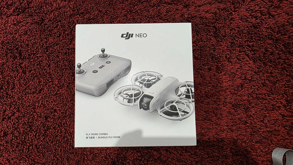 DJI NEO fly more combo