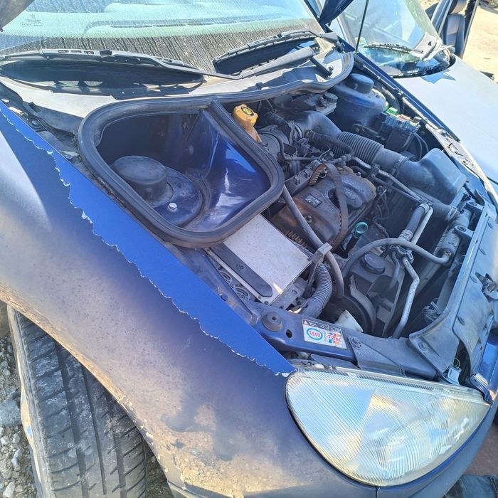 algumas pecas disponiveis, avaria no motor peugeot 206 com documentos