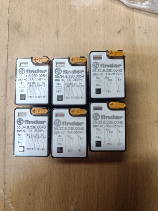 Przekaźnik elektromagnetyczny Finder