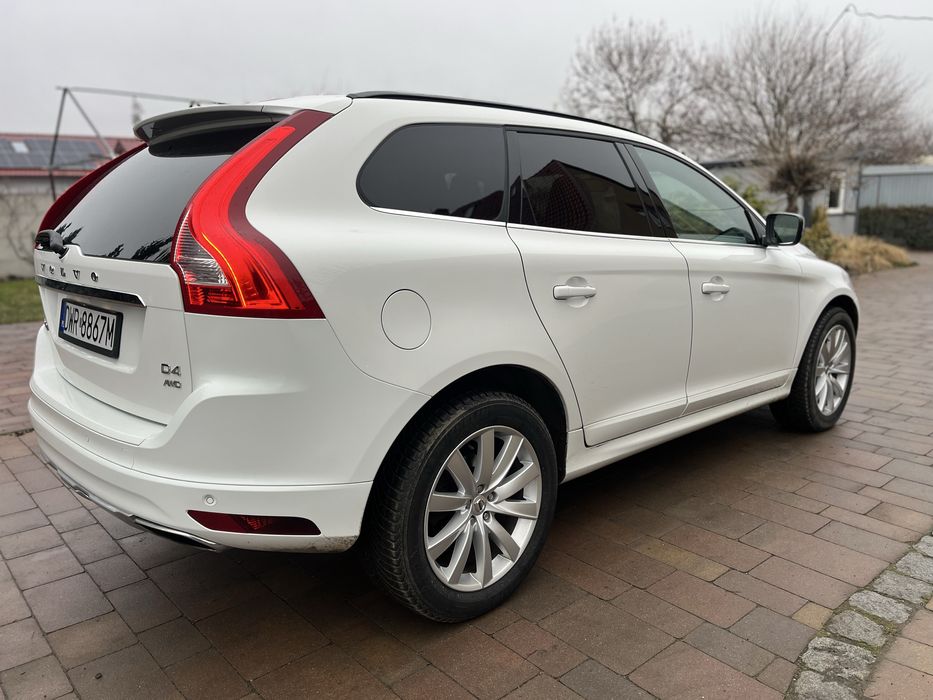 Volvo xc60 lift automat 2.4 D, naped na 4x4, polski salon