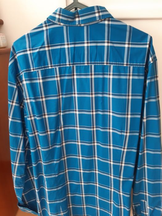 Camisa NOVA da marca "Mango".