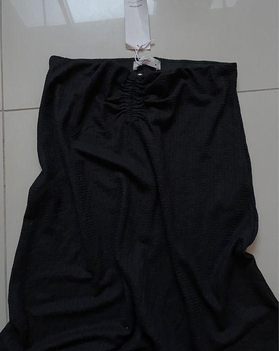 Spódnica RESERVED rozmiar M czarna materiałowa nowa z metką