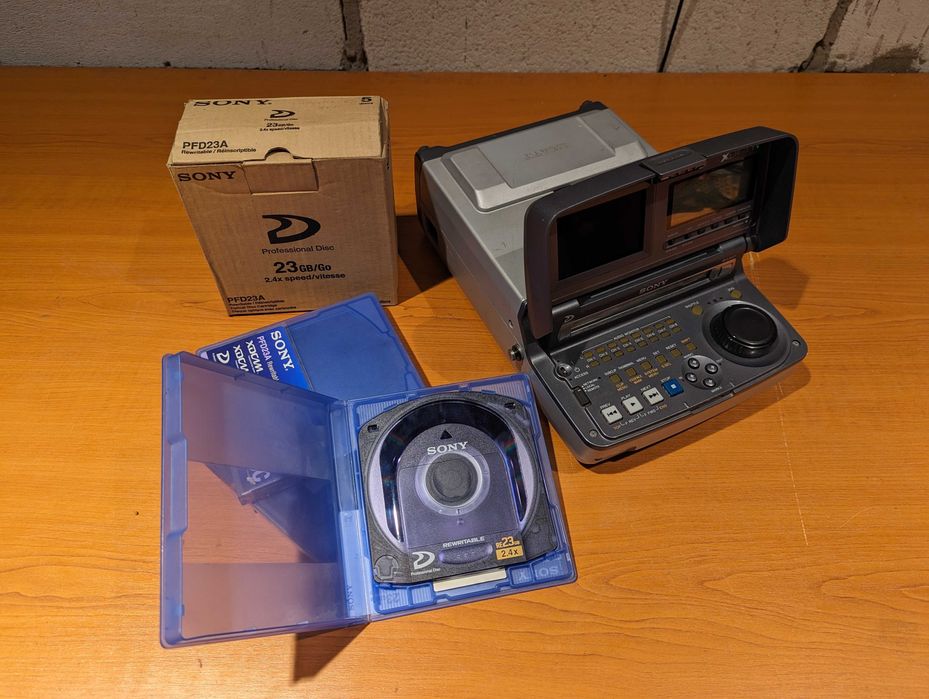 Портативна дека Sony PDW-V1 XDCAM - Professional Disc field viewer: 12 ...