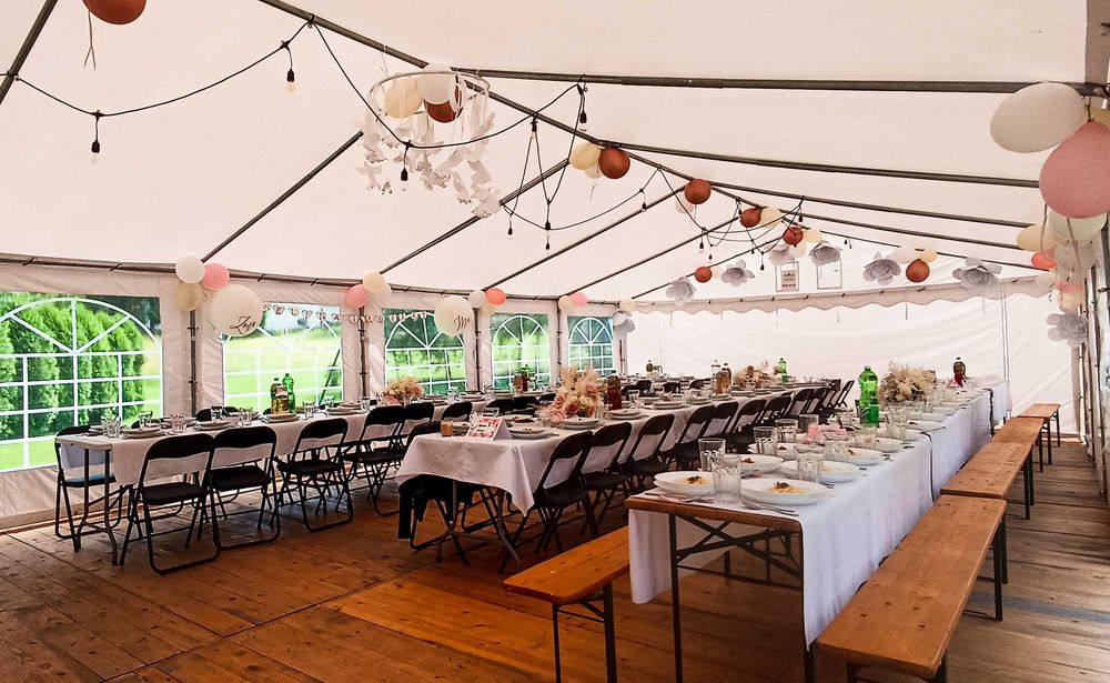 Wynajem namiotów, krzesła, podłoga drewniana - namioty na wynajem