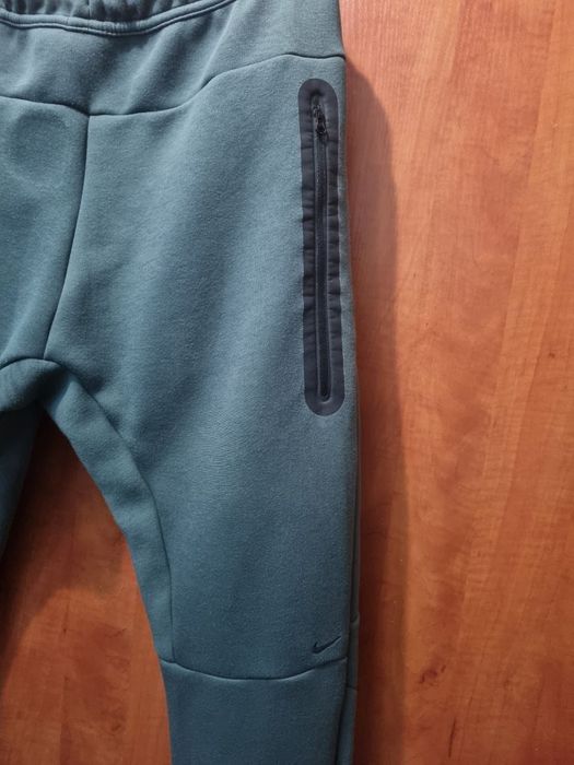 Nike tech fleece