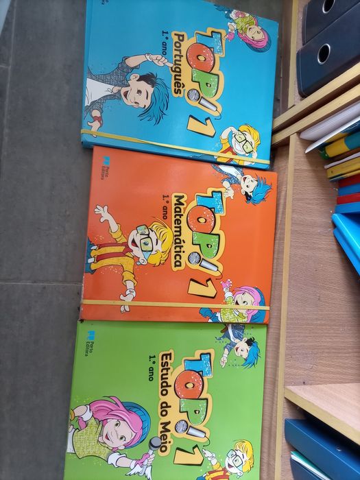 Livros do 1 ano  Plim, fantásticos, ...