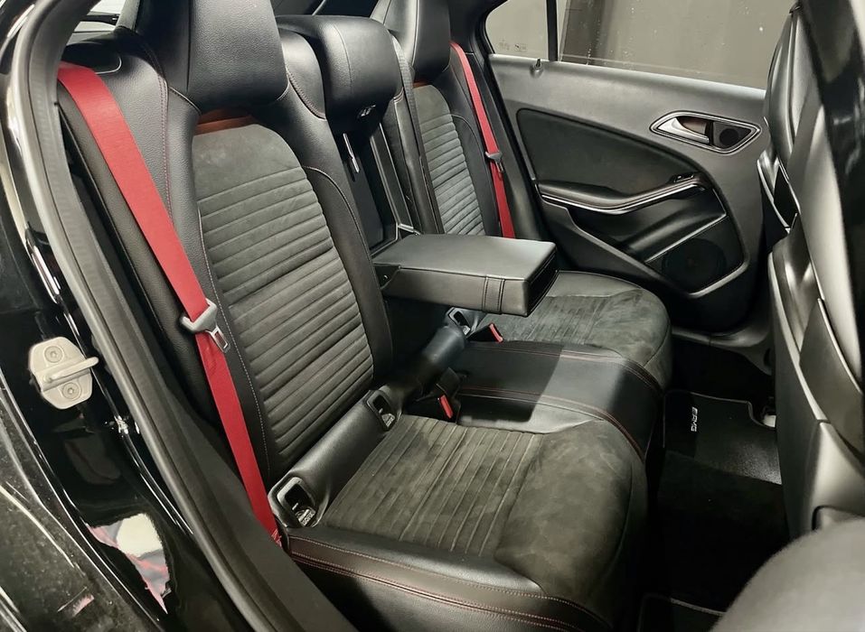 Mercedes A45 AMG 4Matic Edition 1