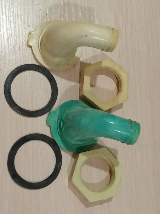 Штуцер угловой 90° для слива  (цена за 1шт.)