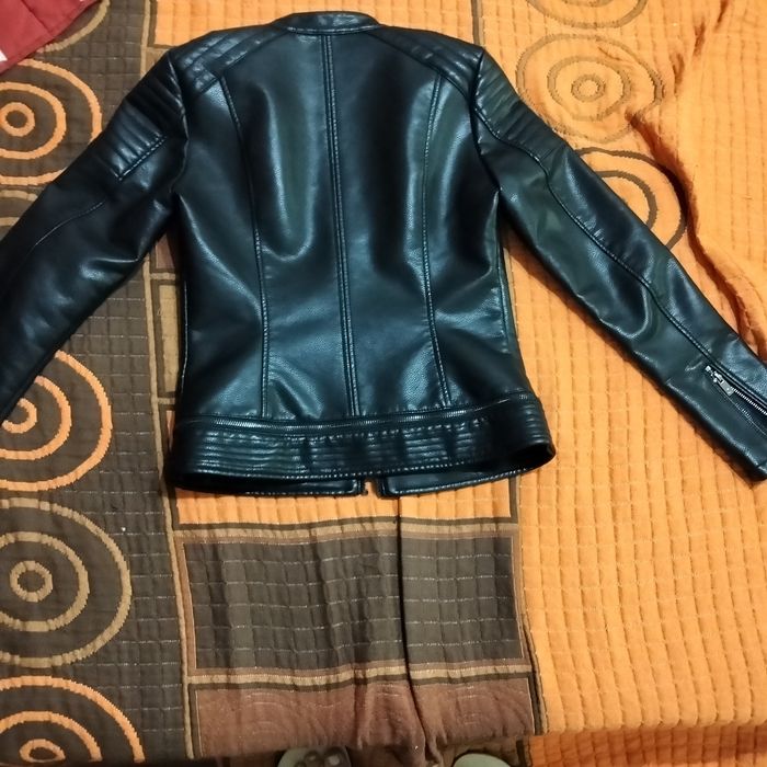 Casaco cabedal preto