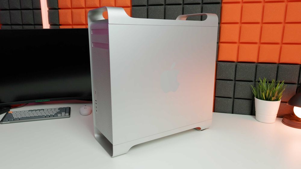 Apple Mac Pro 5.1 / 2x XEON / 12 RDZENI / 64 GB RAM /2 X SSD / R9 280X