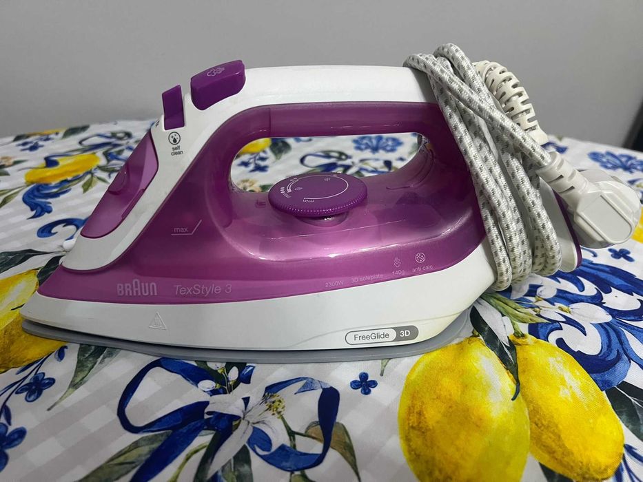 Ferro de engomar Braun TexStyle 3 – 2400W