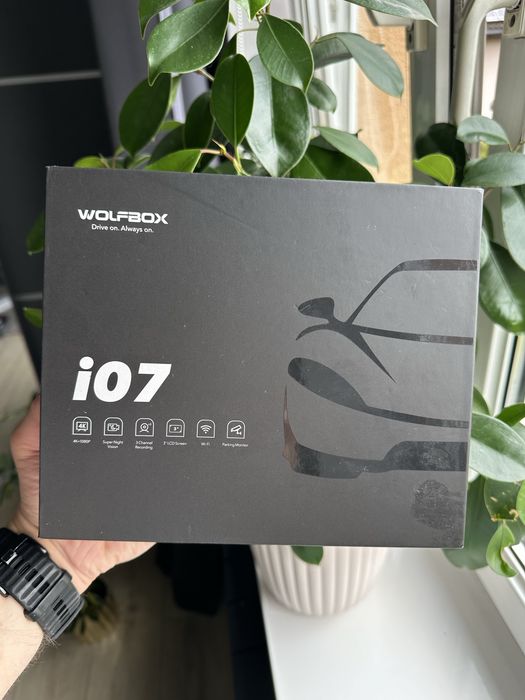 WOLFBOX i07 Kamera samochodowa, 3-kanałowa