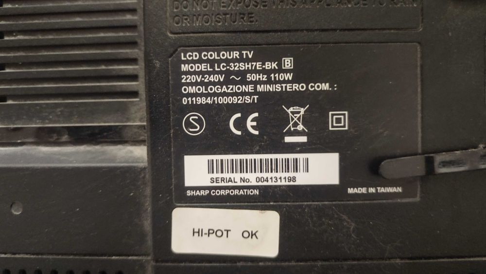 Телевизор Sharp LC-32SH7EBK с дефектом