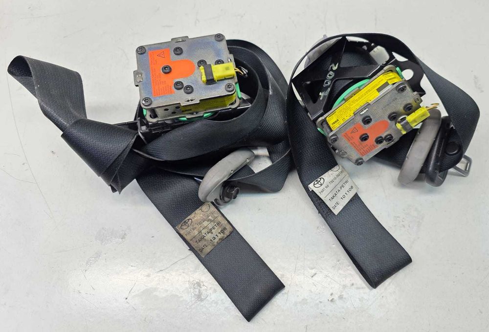 cinto segurança frente Toyota yaris 2007