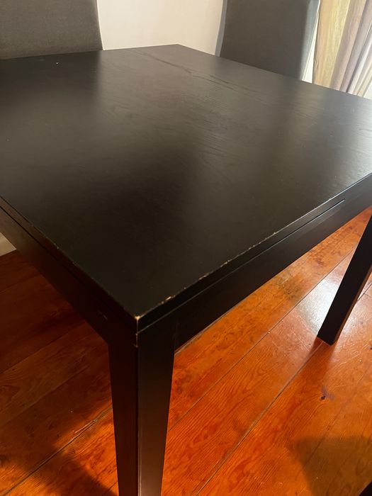 Mesa Extensível Bjursta Preta