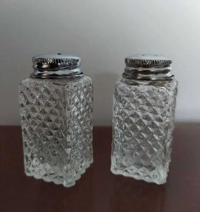 Saleiro/Pimenteiro Vidro Antigo