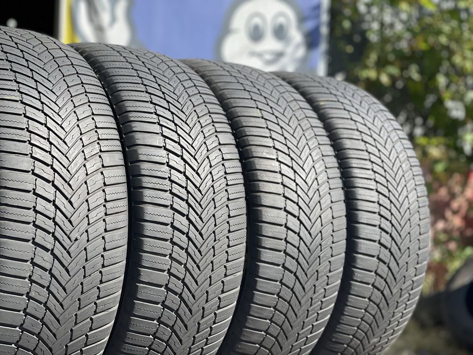 Шини Зимові 4шт 225/60 R17 Bridgestone Weather control a005 evo