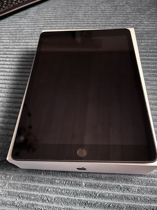 IPad 9th generation 64 GB WiFi