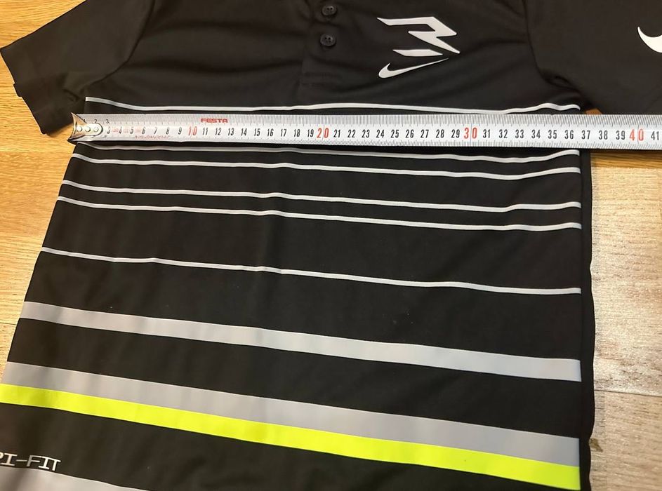 Дитяча чорна футболка-поло Nike Dri-FIT на 8-10 років
