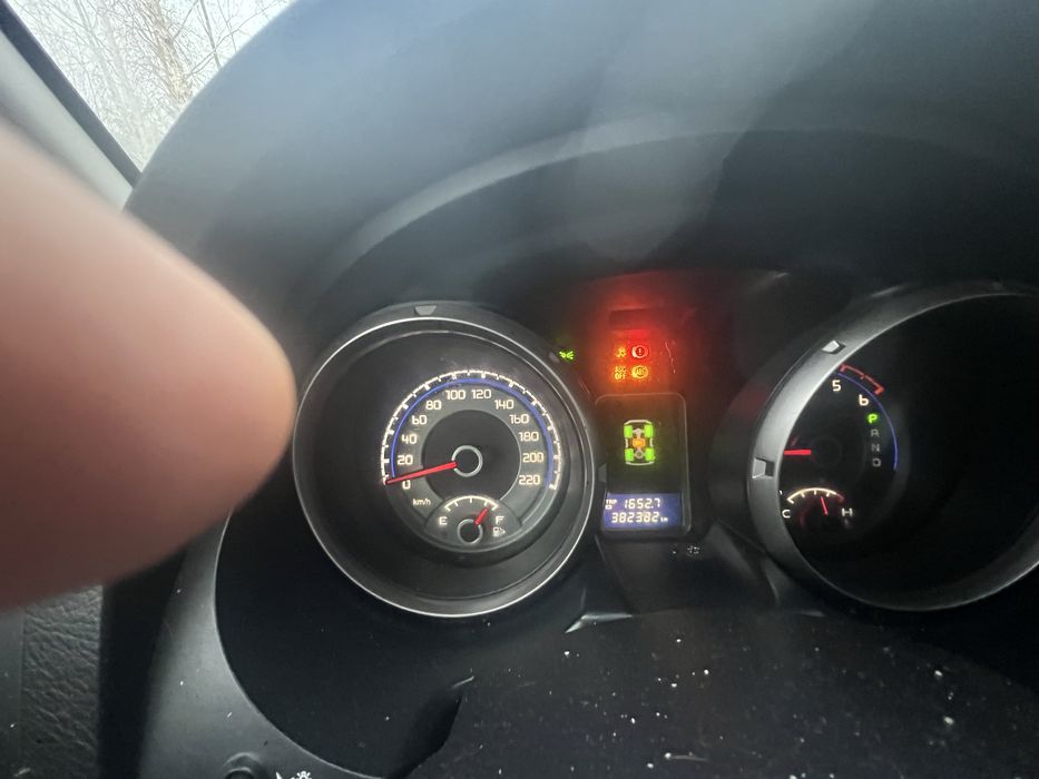 Samochod terenowy mitsubishi pajero