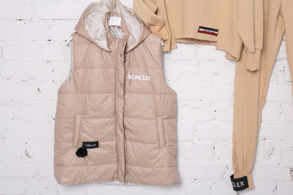 MONC komplet stylizowany 3 sztuki spodnie, bluza-dres + kamizelka r.M