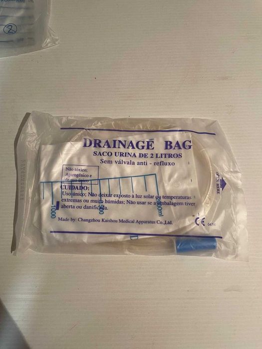 400 Sacos Coletores de Urina 2L – Novos, com Mangueira e Válvula