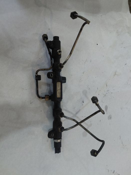 Паливна рампа рейка Delphi датчик тиску Ford Mondeo 3 2.0 TDCІ