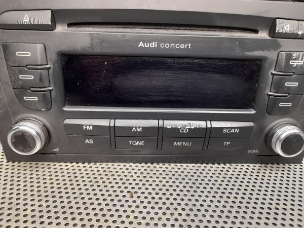 Rádio / auto-rádio AUDI A3 (8P1)