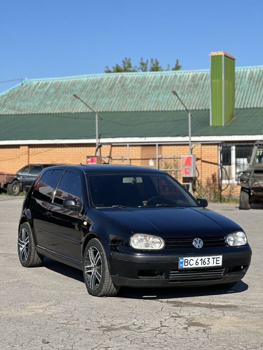 Volkswagen Golf IV 2.0. Пишіть в особисті на дзвінки не відповідаю
